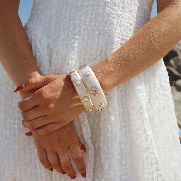 Boho Shell Bangle Q144 - Picture 1 of 7